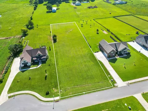 136 Wind Wood Dr # A, Portland, TN 37148
