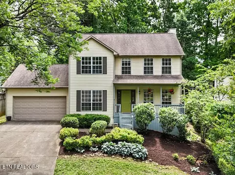 905 Coxboro Ct, Knoxville, TN 37923