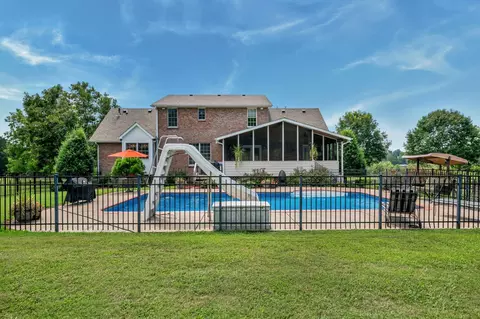 Exterior - 495 Baker Rd, Dickson, TN 37055 photo 12 of 16