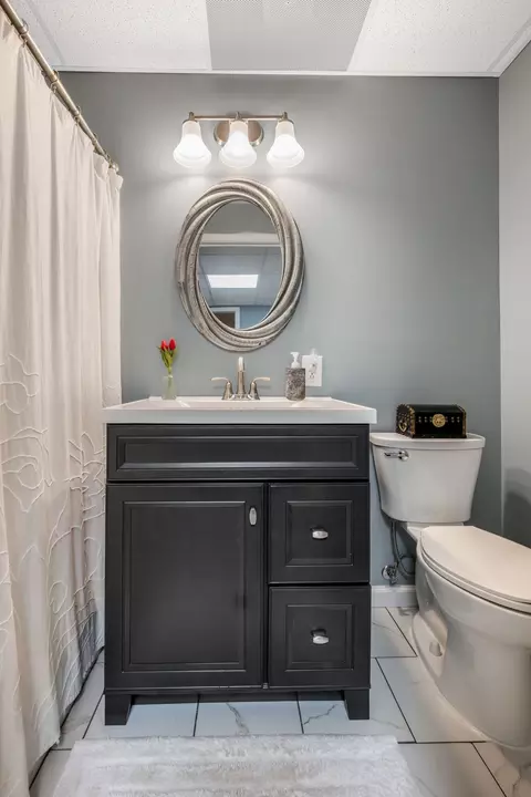 Bath - 495 Baker Rd, Dickson, TN 37055 photo 6 of 6
