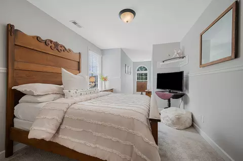 Bedroom - 495 Baker Rd, Dickson, TN 37055 photo 3 of 7