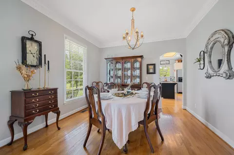 Dining - 495 Baker Rd, Dickson, TN 37055 photo 2 of 3