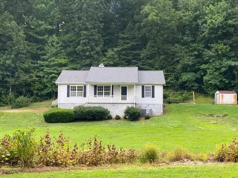 7459 Us Highway 70 E, Mcewen, TN 37101