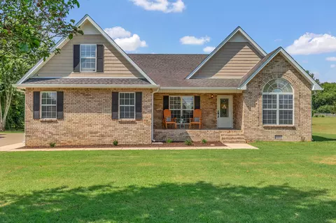 1978 Young Ln, Chapel Hill, TN 37034