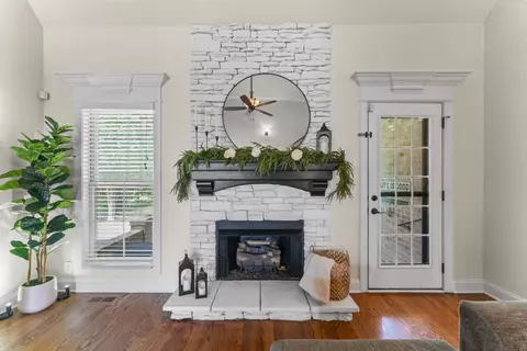 Entry Way - 1407 Loblolly Dr, Murfreesboro, TN 37128 photo 3 of 3