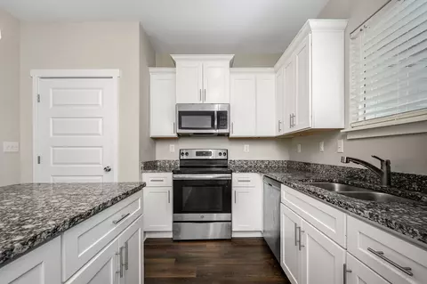 8015 Tuberose Ct, Spring Hill, TN 37174 photo 9
