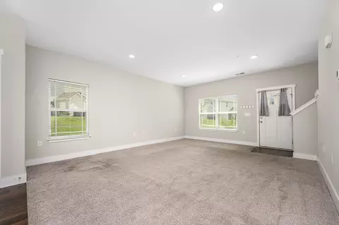 8015 Tuberose Ct, Spring Hill, TN 37174 photo 4