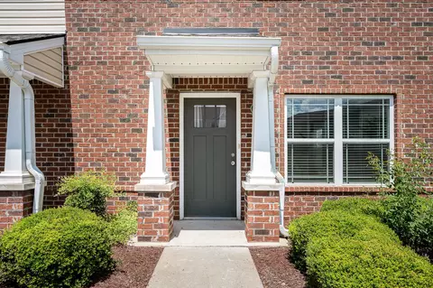 8015 Tuberose Ct, Spring Hill, TN 37174 photo 2