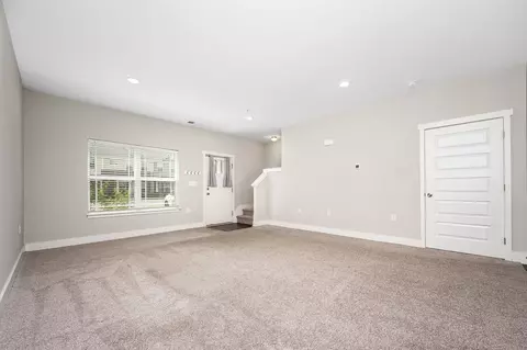 8015 Tuberose Ct, Spring Hill, TN 37174 photo 5