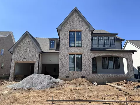 2756 Otterham Dr, Thompsons Station, TN 37179