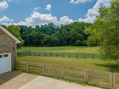 Exterior - 7599 Beech Hill Rd, Pulaski, TN 38478 photo 16 of 23