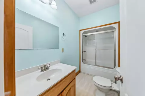 Bath - 7599 Beech Hill Rd, Pulaski, TN 38478 photo 8 of 9