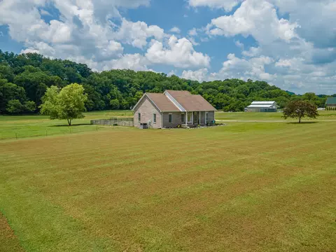 Exterior - 7599 Beech Hill Rd, Pulaski, TN 38478 photo 13 of 23
