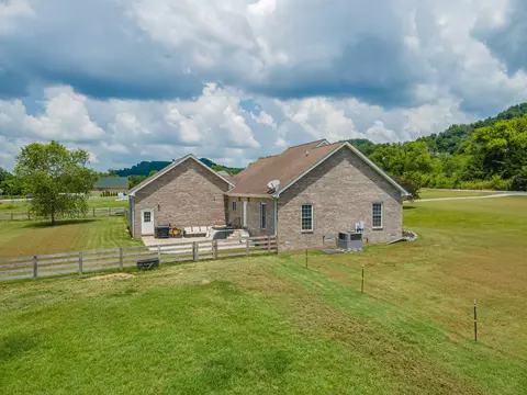 Exterior - 7599 Beech Hill Rd, Pulaski, TN 38478 photo 10 of 23