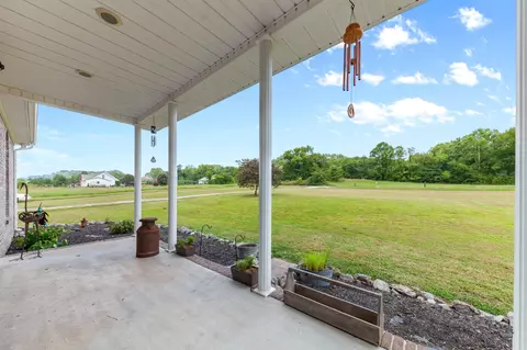Exterior - 7599 Beech Hill Rd, Pulaski, TN 38478 photo 4 of 23