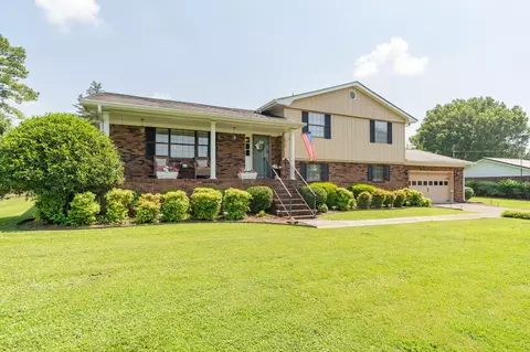 1510 Cannon Dr, Fort Oglethorpe, GA 30742