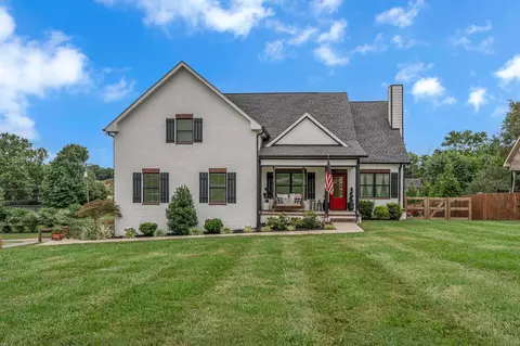105 Lakeview Dr, Hendersonville, TN 37075