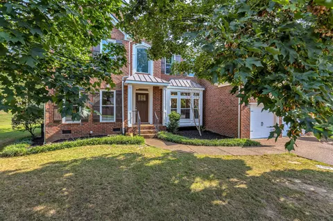 2000 Harvington Dr, Franklin, TN 37069