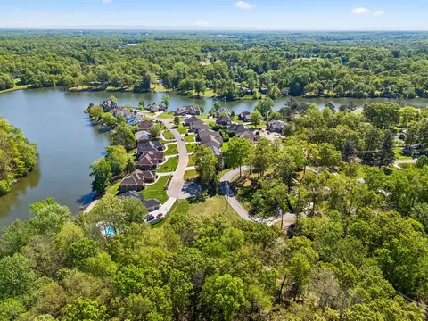 18 Setters Ln W, Tullahoma, TN 37388