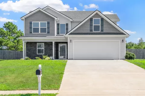 857 Rushing Dr, Clarksville, TN 37042