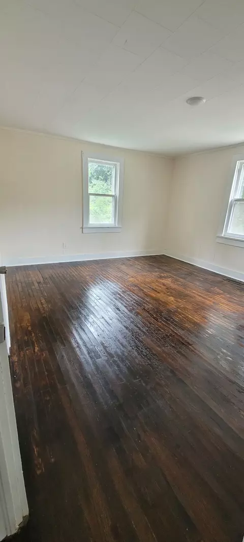 Bedroom - 100 Hurt Ave, Centerville, TN 37033 photo 1 of 2