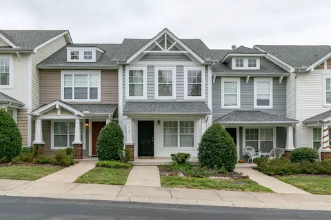 3425 Harpeth Springs Dr, Nashville, TN 37221