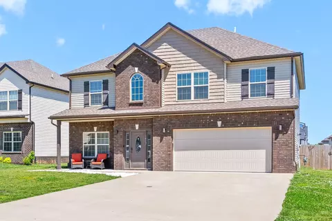 1613 Kestrel Dr, Clarksville, TN 37040