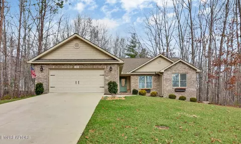 14 Andover Ln, Crossville, TN 38558