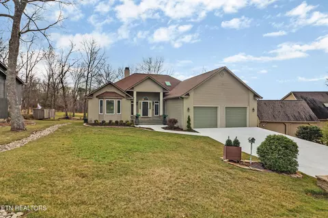 25 Sugarbush Ln, Crossville, TN 38558