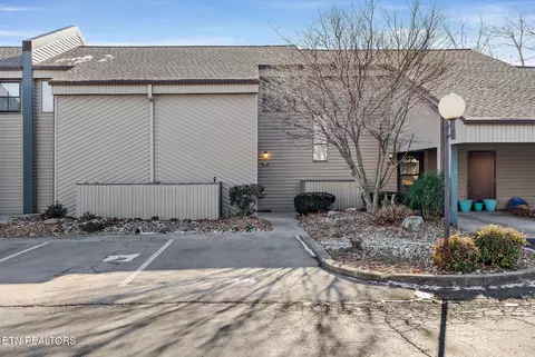 96 Lakeshore Ln #34, Crossville, TN 38558