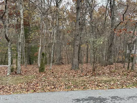 124 Exeter Dr, Crossville, TN 38558