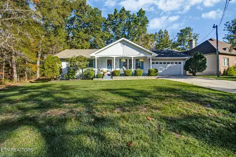 709 St George Dr, Crossville, TN 38558