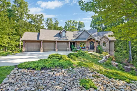 147 Hickory Ridge Ln, Crossville, TN 38558