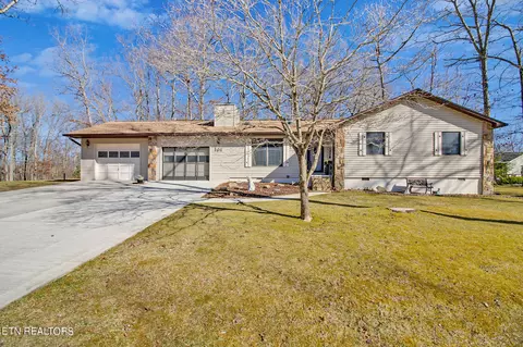 101 Fairhaven Dr, Crossville, TN 38558