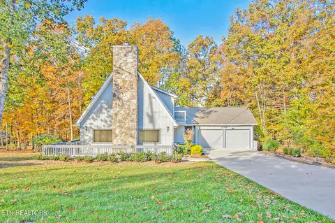 136 Prescott Ln, Crossville, TN 38558