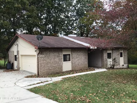134 Fairway Dr, Crossville, TN 38558