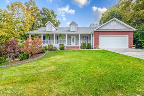 161 Ridgewood Dr, Crossville, TN 38555