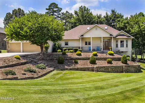 34 Thames Ct, Crossville, TN 38558