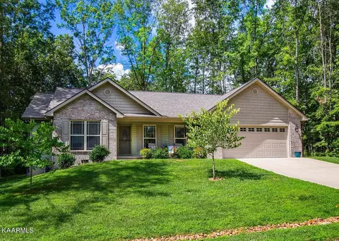 19 Clinebrook Dr, Crossville, TN 38558