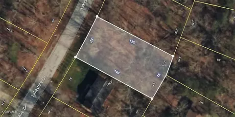 168 Lakeshire Dr, Crossville, TN 38558