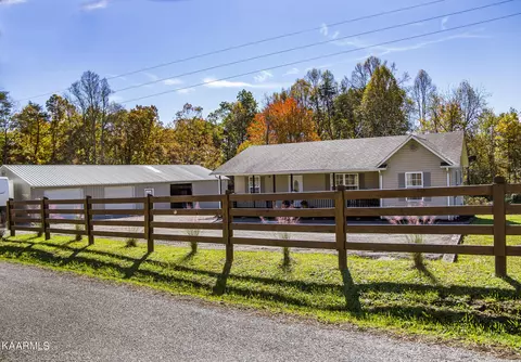 674 E Rock Quarry Rd, Clarkrange, TN 38553 photo 11