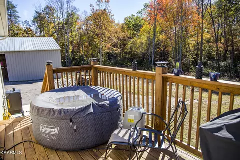 674 E Rock Quarry Rd, Clarkrange, TN 38553 photo 8