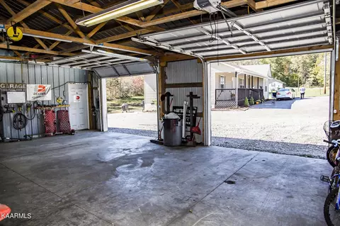 674 E Rock Quarry Rd, Clarkrange, TN 38553 photo 43