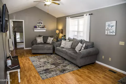 674 E Rock Quarry Rd, Clarkrange, TN 38553 photo 15