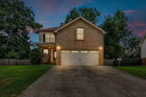 1845 Jackie Lorraine Dr, Clarksville, TN 37042