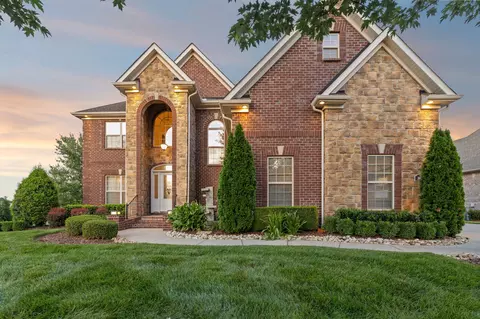 805 Stone Mill Cir, Murfreesboro, TN 37130