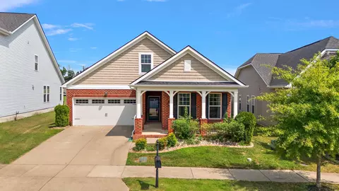 2832 Whitebirch Dr, Hermitage, TN 37076