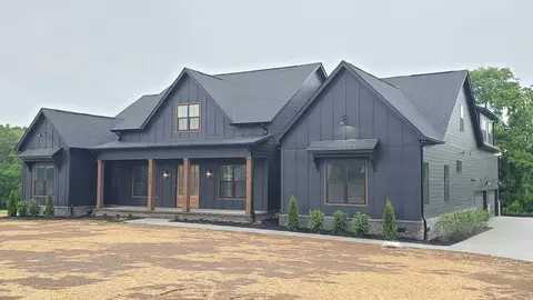 1097 Peyton Pl, Columbia, TN 38401