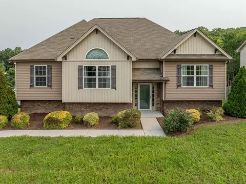 8592 Booth Bay Dr, Hixson, TN 37343