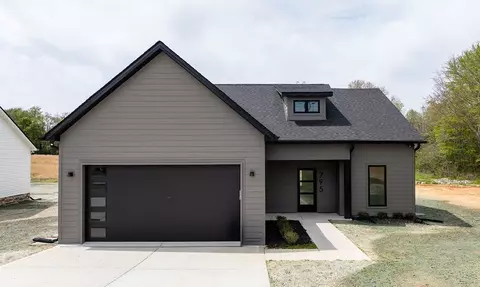 795 Oconner St, Smithville, TN 37166